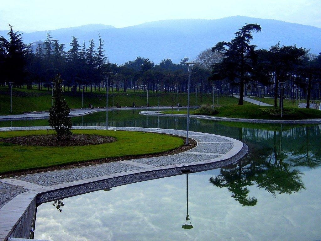 Bursa Merinos Park Landschapsvijver